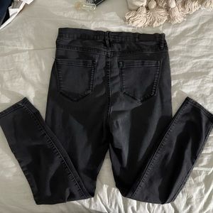 Nicole Miller Black Skinny Jeans